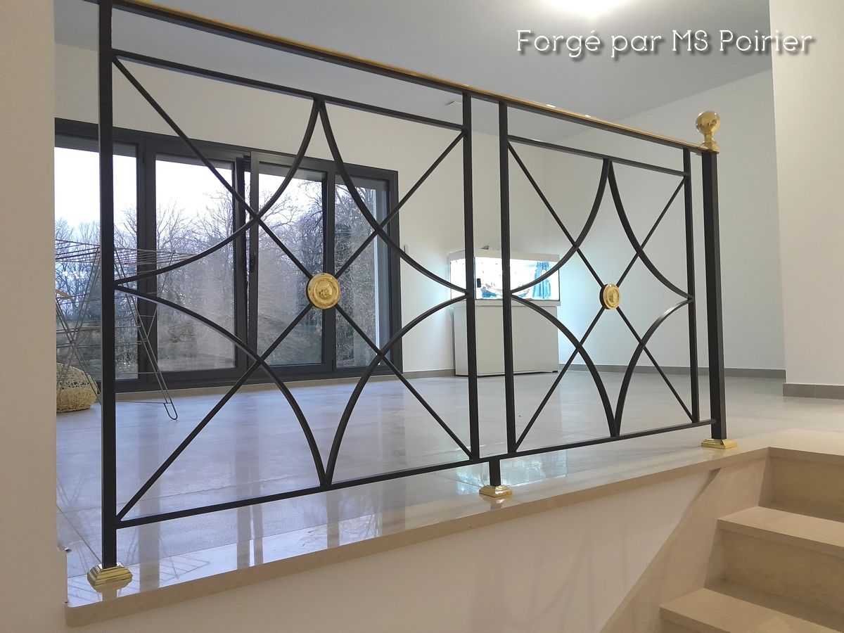 MSPoirier_Fer's tweet photo. St Barth by #mspoirier 
#fer #ferforgé #detail #art #artist #décoration #homedecor #homedesign #home #interieur #construction #architecture #ferronnerie https://t.co/Z7a5jtKpRg