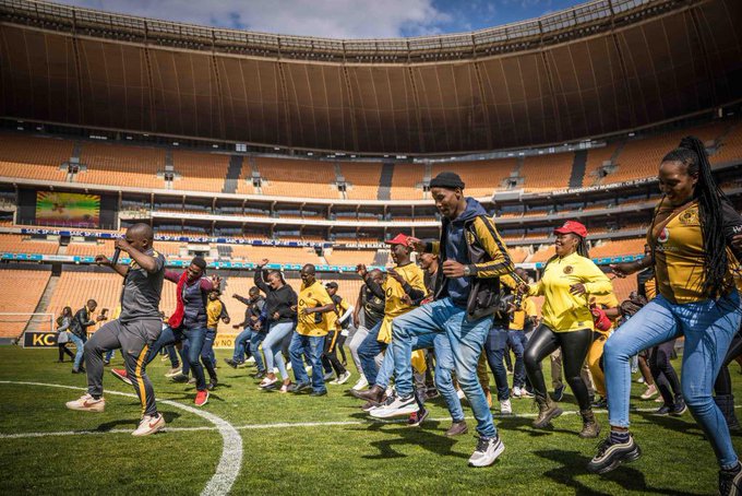 Malume_Grand's tweet photo. Frame 1: "Taba ya go reka di player, scouting gae re tsene, lona le tla humana meetsi a brand(leng) le nweng and dance with us today" 

Frame 2: Jess has spoken!! https://t.co/LprJ669kdo