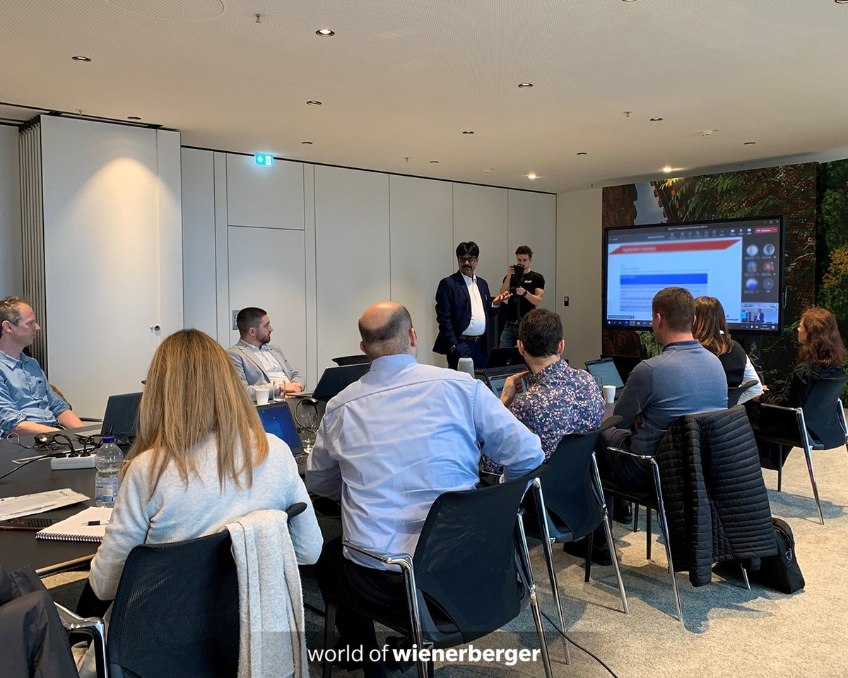 wienerberger's tweet image. 10 different nations with well over 100 years of experience at #Wienerberger! Recently the final part of a #developmentprogram for experienced leaders &amp;amp; experts took place &amp;amp; it was demonstrated that investing in people &amp;amp; educating employees pays off. #internationaldayofeducation