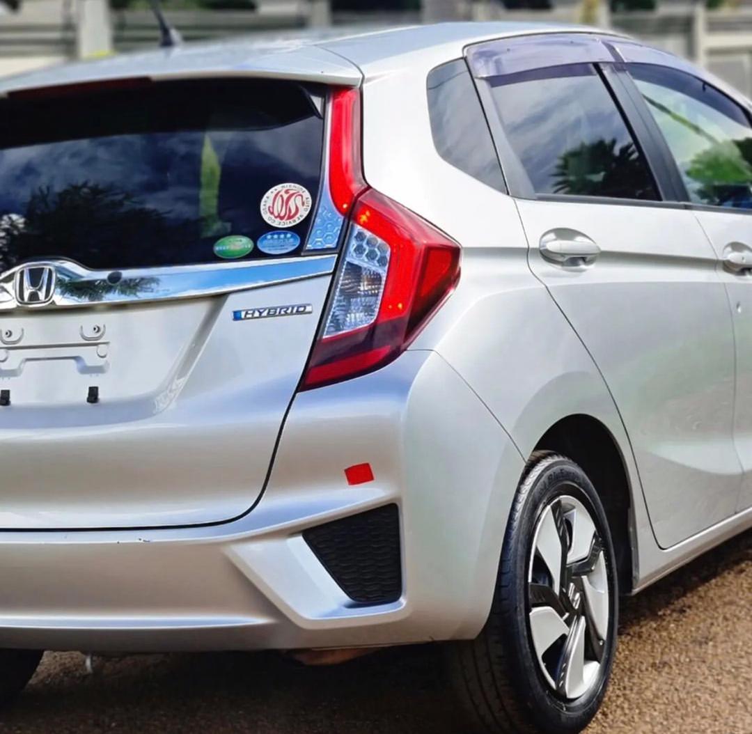 ghostdhliwayo's tweet photo. 2014 Honda Fit 
Gp5 
Automatic 
Recent import 
$9 500
0776358490 inspired by #AndrewTate #zim #zimbabwe #harare #wearezimbabweans #GodsPlan #hustle #business #news https://t.co/cbPYbI7x52