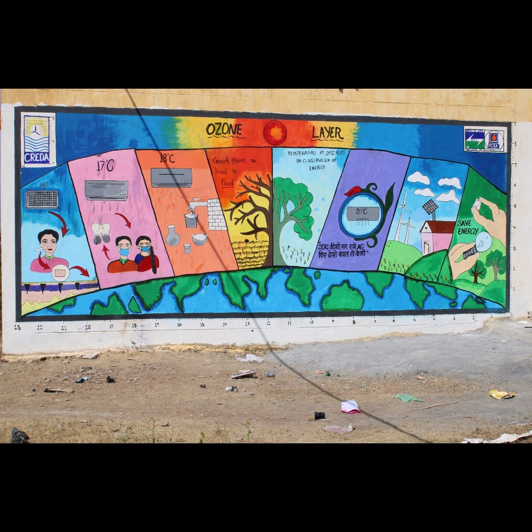 Pol_Science10's tweet photo. Graffiti Competition| Govt. Lochan Prasad Pandey College Sarangarh
#saveenergy #renewable #resouce
#creda #energyconservation https://t.co/9CcRSzIbIt
