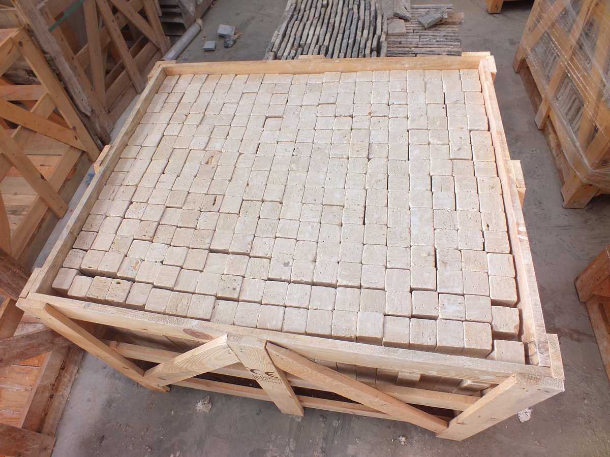 ivastone_'s tweet photo. Classic Travertine Tumbled Mini Blocks https://t.co/syJ8xLq8kZ