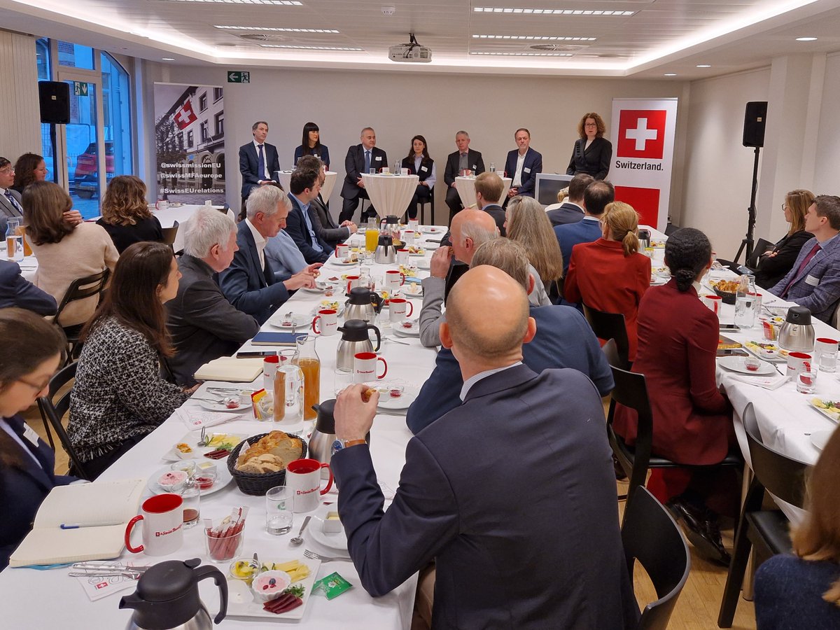 🇨🇭Ambassador Rita Adam welcomes the participants to the #DataRegulationBreakfast hosted by <a href="/SwissmissionEU/">Swiss Mission to the EU</a>, with @Stengwe <a href="/EU_Commission/">European Commission</a>, C. Romero Duplá, @UeEspana , A Petrov, advisor <a href="/AlinMituta/">Alin Mituța</a> &amp; experts <a href="/ABBgroupnews/">ABB</a> <a href="/AdeccoGroup/">The Adecco Group</a> <a href="/Zurich/">Zurich Insurance</a>, moderated by Jacki Davis