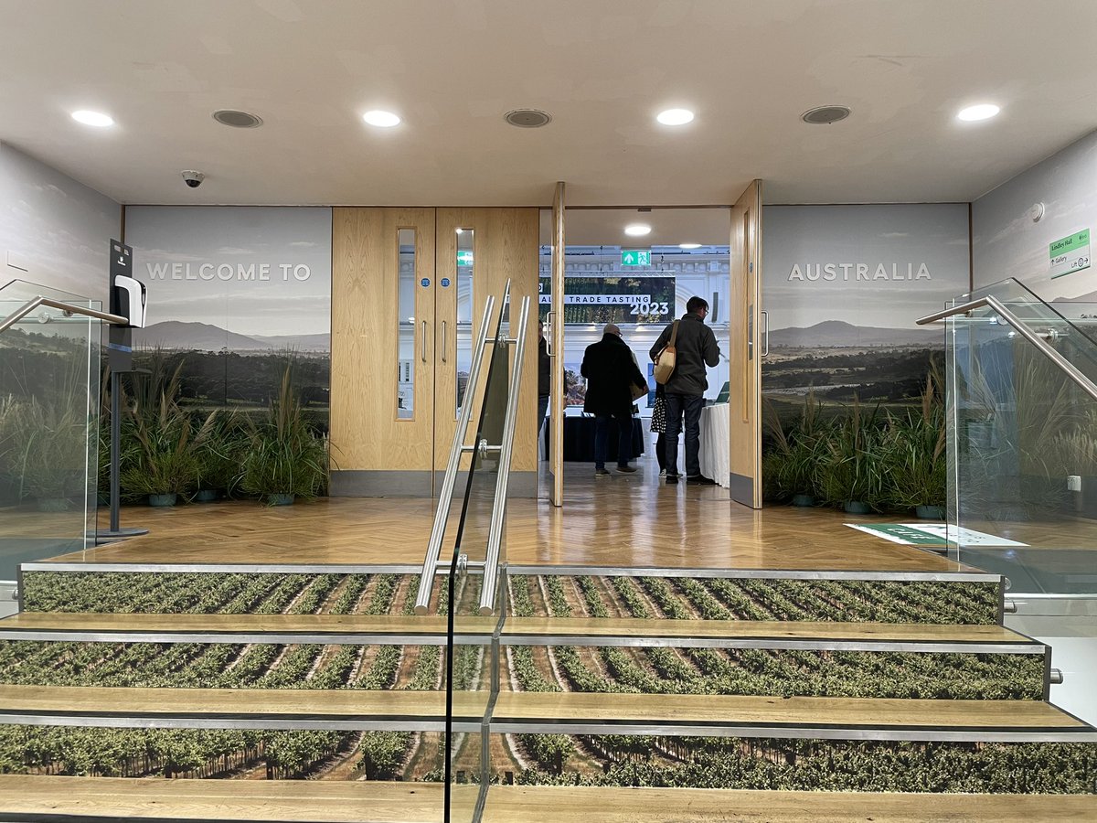 emma_symington's tweet photo. Doors open 10am for our Australia Trade Tasting 2023. Come along to Lindley Hall in London to taste over 700 wines from across Australia - featuring 51 different grape varieties. Register on the door if you haven’t already done so. #ATTwine https://t.co/cTFW89oFgN