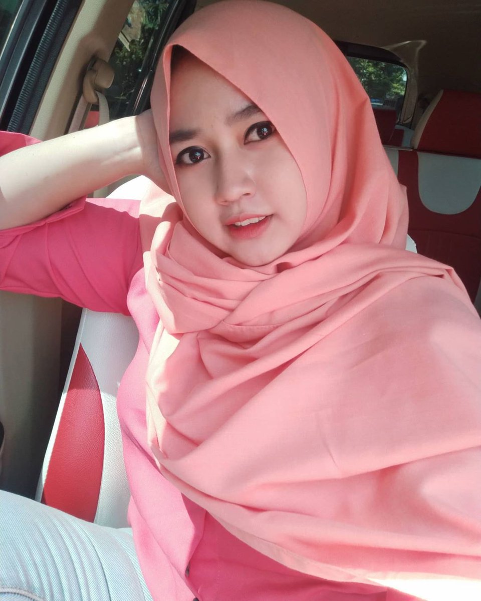 gadiessmaniess's tweet photo. Tadi siang diculik om2 xixixixi https://t.co/EahPXaNihH
