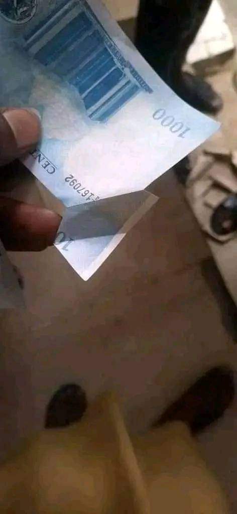 davizs_media's tweet photo. @cenbank @GodwinIEmefiele @FinMinNigeria
Great Guys working in Central Bank and the Nigeria Security Printing and minting company, but I guess the workload is much on the Quality Control Department, I can join this team and provide more adequacy, I have HND PRINTING TECHNOLOGY https://t.co/UoFXwvGzAs