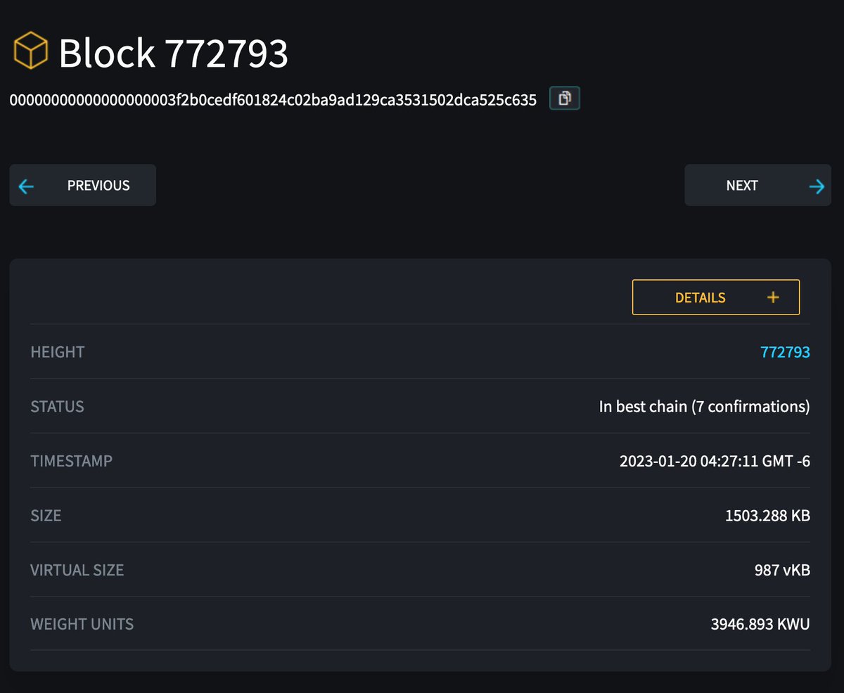 Crypto__Goku's tweet photo. Un mineur de #Bitcoin solitaire réussit à résoudre un bloc avec un taux de hachage de seulement 10 TH/s, en battant des probabilités extrêmement improbables ⛏️

Le chanceux mineur a remporté 98% du total des 6,35939231 #BTC alloués pour les récompenses du bloc et les frais. https://t.co/RzXYxx7BZE