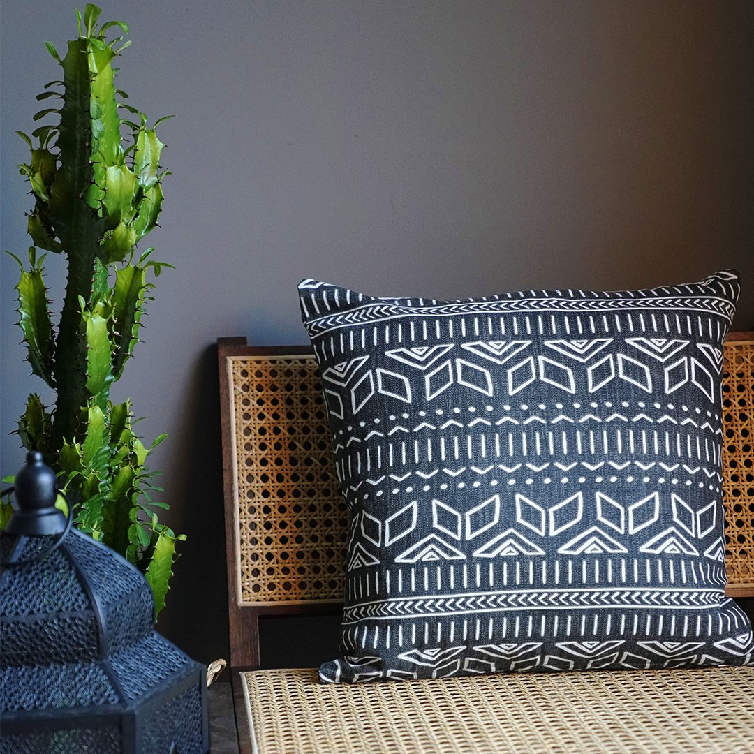 Add a touch of Moroccan art to your living space with eco-friendly cushions hand-printed on recycled cotton.

 #londonhomedecor #homewaresonline #homeware #sustaibleliving #homedecorideas #homesweethome #tikauoliving  #recycledmaterials #ecofriendlyproduct #homedecorationideas