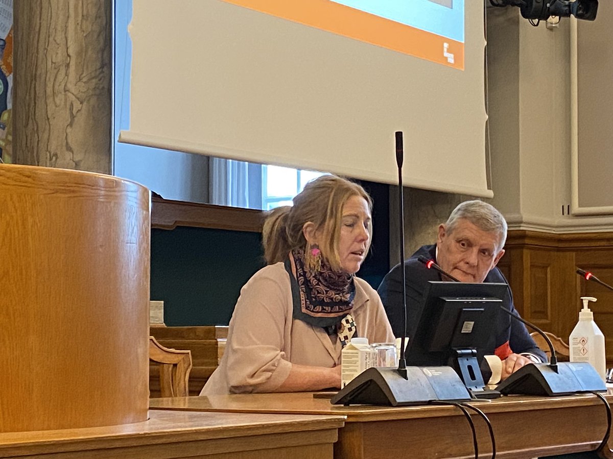 Mette Qvist (@mette_qvist) on Twitter photo Green Building Council skifter navn til <a href="/rfbb_dk/">Rådet for Bæredygtigt Byggeri</a> = Rådet for Bæredygtigt Byggeri og markerer det med konference om den grønne omstilling på <a href="/Christiansborg/">Christiansborg</a> Indsigtsfulde oplæg og det batter. Enighed om alvor og kompleksitet. Mange gode indspark til den videre vej 🌎🌎🌎🌎🌱 Green Building Council skifter navn til <a href="/rfbb_dk/">Rådet for Bæredygtigt Byggeri</a> = Rådet for Bæredygtigt Byggeri og markerer det med konference om den grønne omstilling på <a href="/Christiansborg/">Christiansborg</a> Indsigtsfulde oplæg og det batter. Enighed om alvor og kompleksitet. Mange gode indspark til den videre vej 🌎🌎🌎🌎🌱
