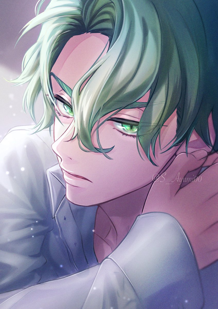 1boy male focus solo green eyes green hair shirt looking at viewer  illustration images