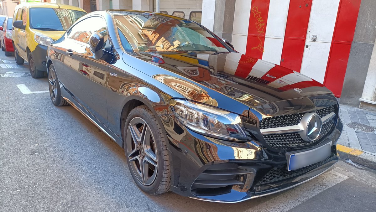 aiko_motor's tweet photo. Este increíble @MercedesBenz  fue el #trabajazo de la semana pasada!💥 https://t.co/7nGUoPTjZ9