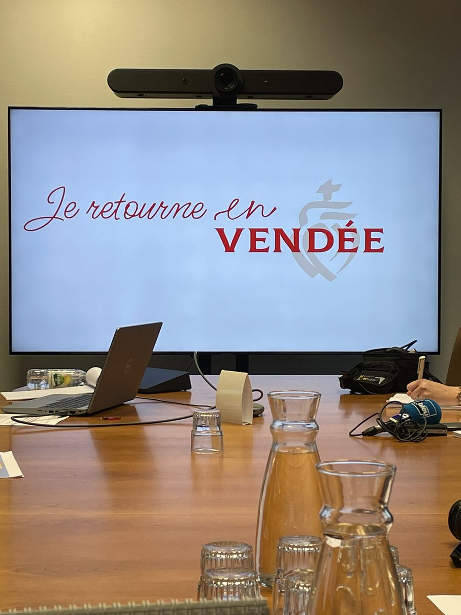 Présentation de la nouvelle campagne de com de la #Vendée, sur le thème « en Vendée, je suis vrai ». #EnVendée  #InVendée #InderVendée devient la nouvelle marque de Vendée-Tourisme.