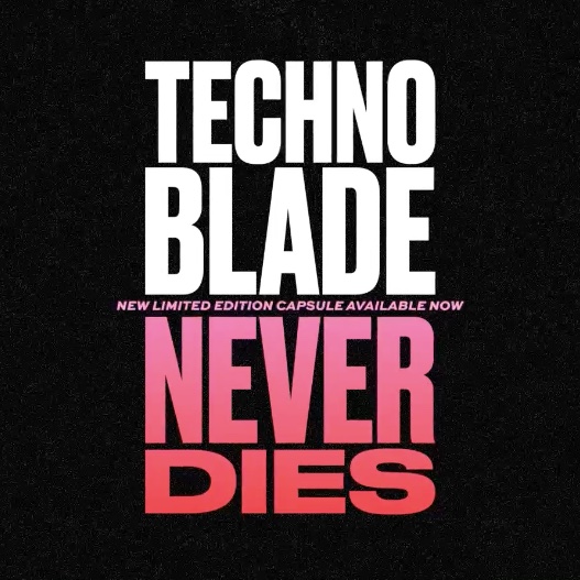 Technoblade Never Dies Notebook