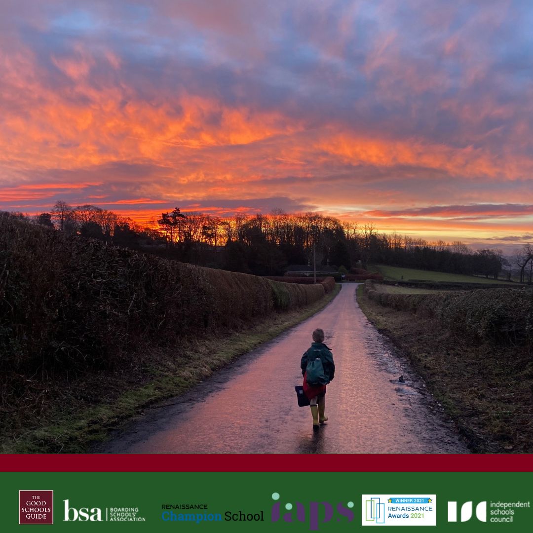 When your commute to school looks like this 😍...

#walktoschool #prepschoollife #sunrise #whataview