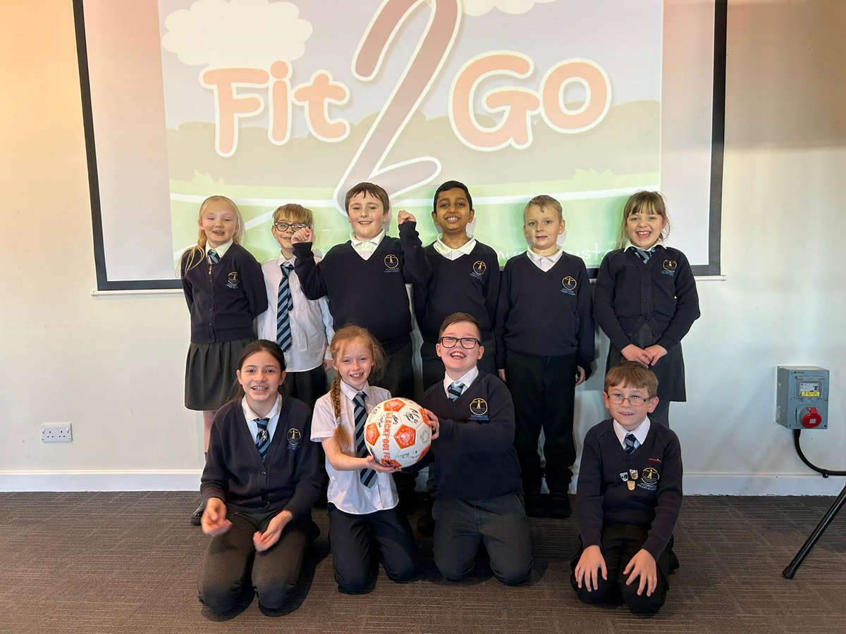BFCCT_'s tweet photo. Schools such as @moor_park_bpl, @Holyfamilybpool, @WestminsterFCAT, St Bernadette's Primary and @UnityBlackpool all sent teams to compete at this term's #FIT2GO quiz at @BlackpoolFC stadium.
It was @WestminsterFCAT who came out on top, winning a signed @BlackpoolFC ball ⚽️ 🏆 https://t.co/fOlMG7ONj4