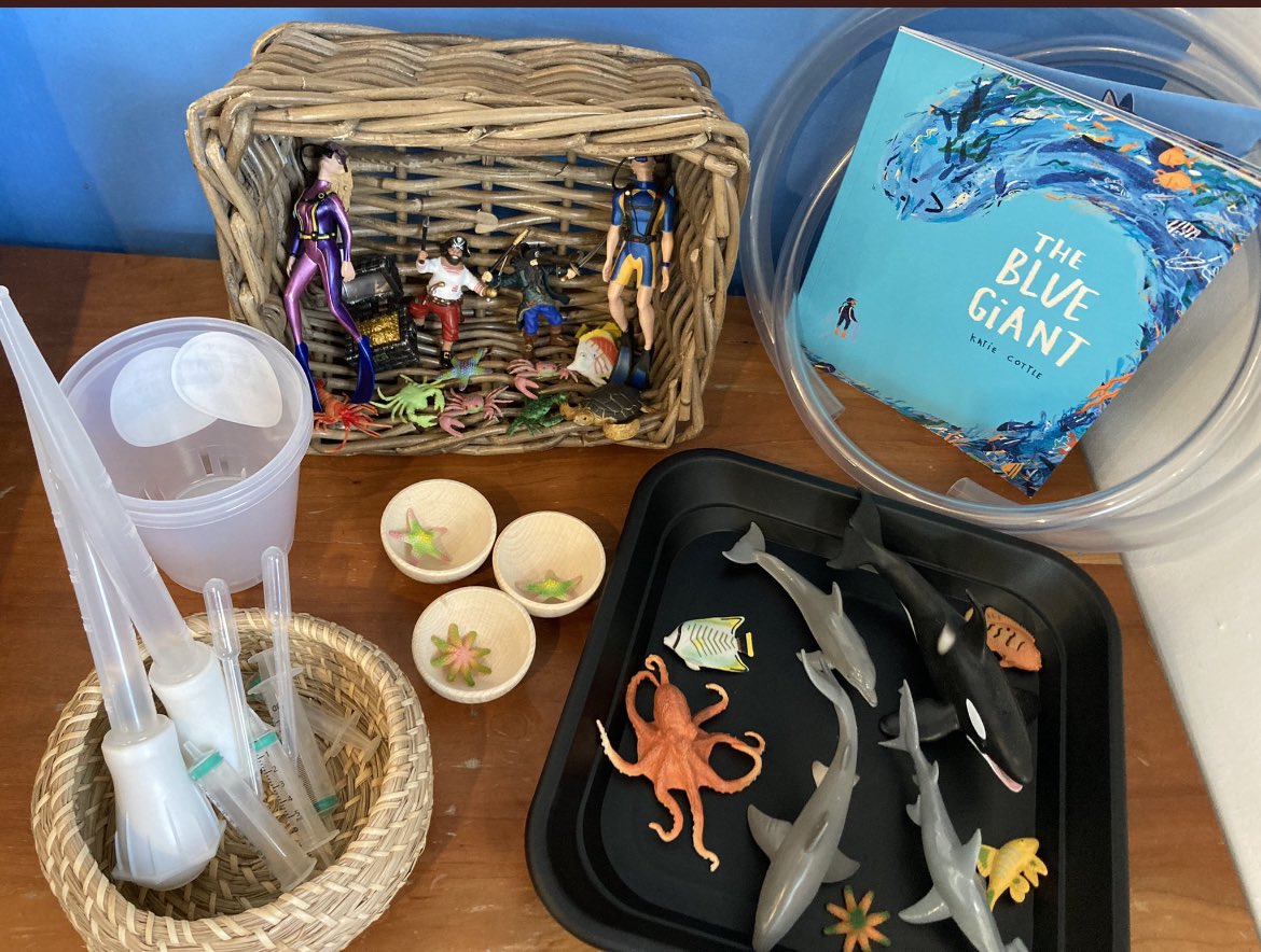 Have you seen these #EYFS networks run by specialists?
They are on once a term and next month is a focus on role of the adult.
Sessions are full of ideas, inspiration and magic to take back to the classroom (making me want to play straight away!)
➡️ oneeducation.co.uk/training-cours…