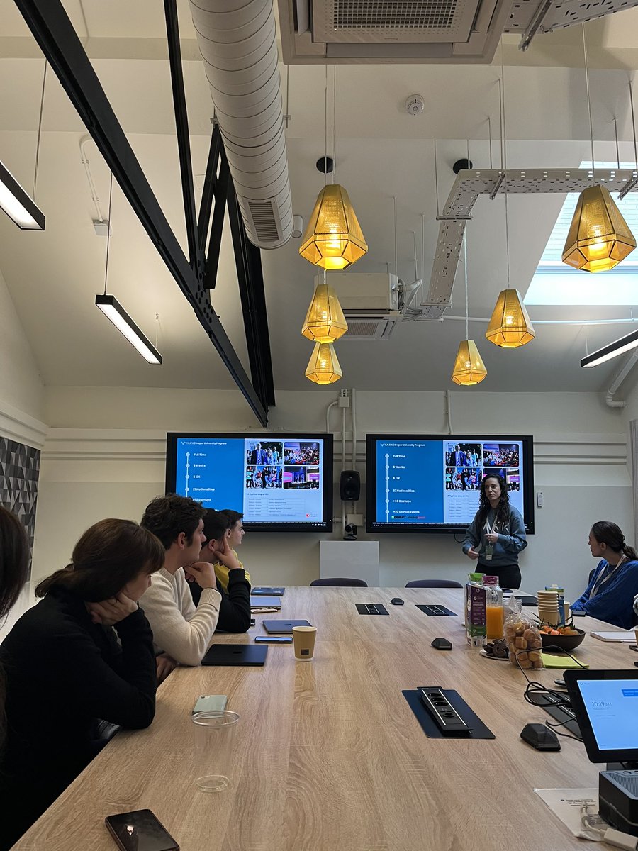 La magia de #SiliconValley es que todo el mundo está dispuesto a ayudarte, dice María Azofra de <a href="/yakk_app/">Yakk</a>