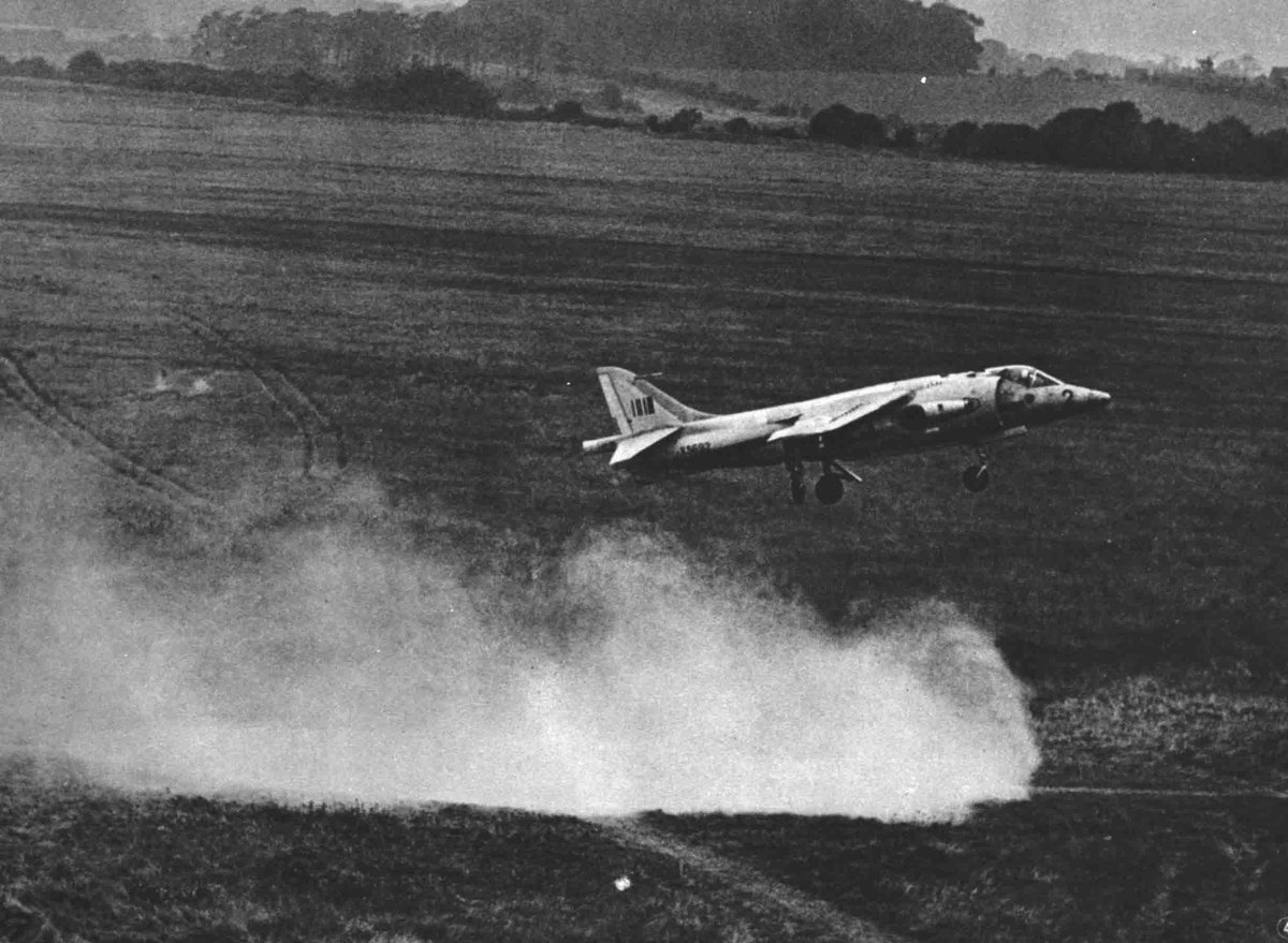 RAFMUSEUM's tweet photo. #OnThisDay in 2014 : Hawker Siddeley #Kestrel FGA1 XS695 is unveiled to the Midlands public. It had undergone full anti-corrosion treatment, restoration and repaint in the MBCC conservation centre. The Kestrel was a #VSTOL test aircraft which led to the Harrier #jumpjet. https://t.co/B1ZvKYxgRL