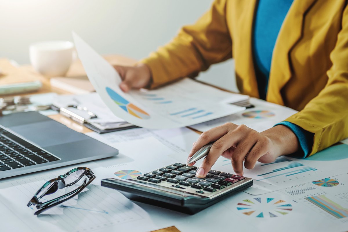 DrumMagazine's tweet photo. SPONSORED: Tune in to the new reality TV series that shows the importance of money management. Head to @OM_OnTheMoney for some expert tips โ and follow the link for a sneak peek of Khuzeka on Moja Love: #Khuzeka #OldMutual https://t.co/dv04jHSJi5 https://t.co/v6oCSMYG1j
