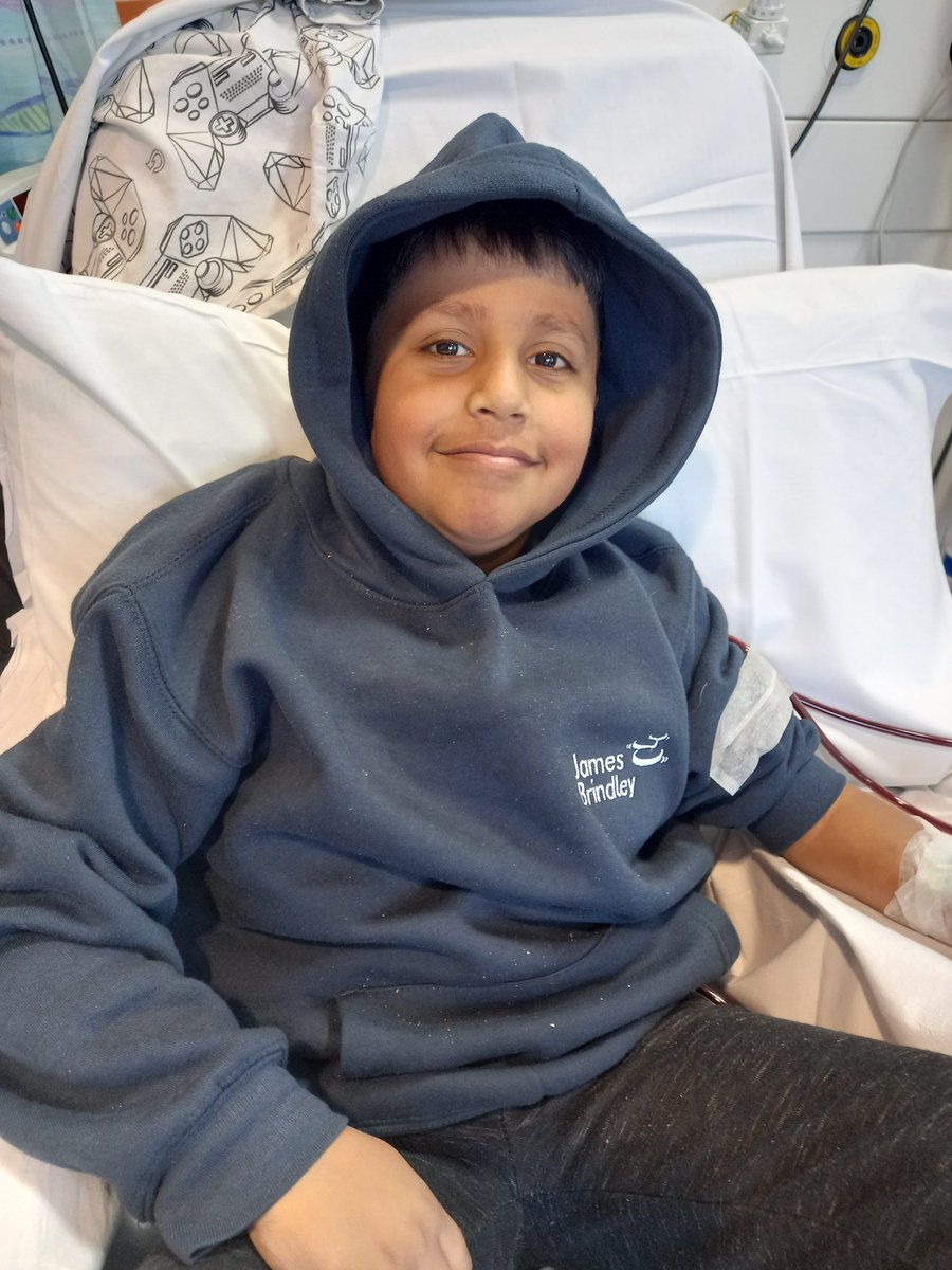 As part of a new James Brindley Academy initiative, we have been giving out JBA hoodies to the long-term pupils at <a href="/Bham_Childrens/">Bham Children's Hosp 💙</a> . These have been received really well and they're loving wearing them!