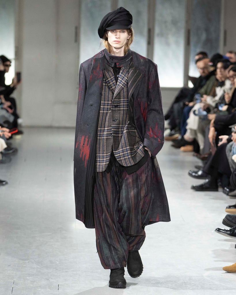 Yohji Yamamoto (@officialyohji) / Twitter