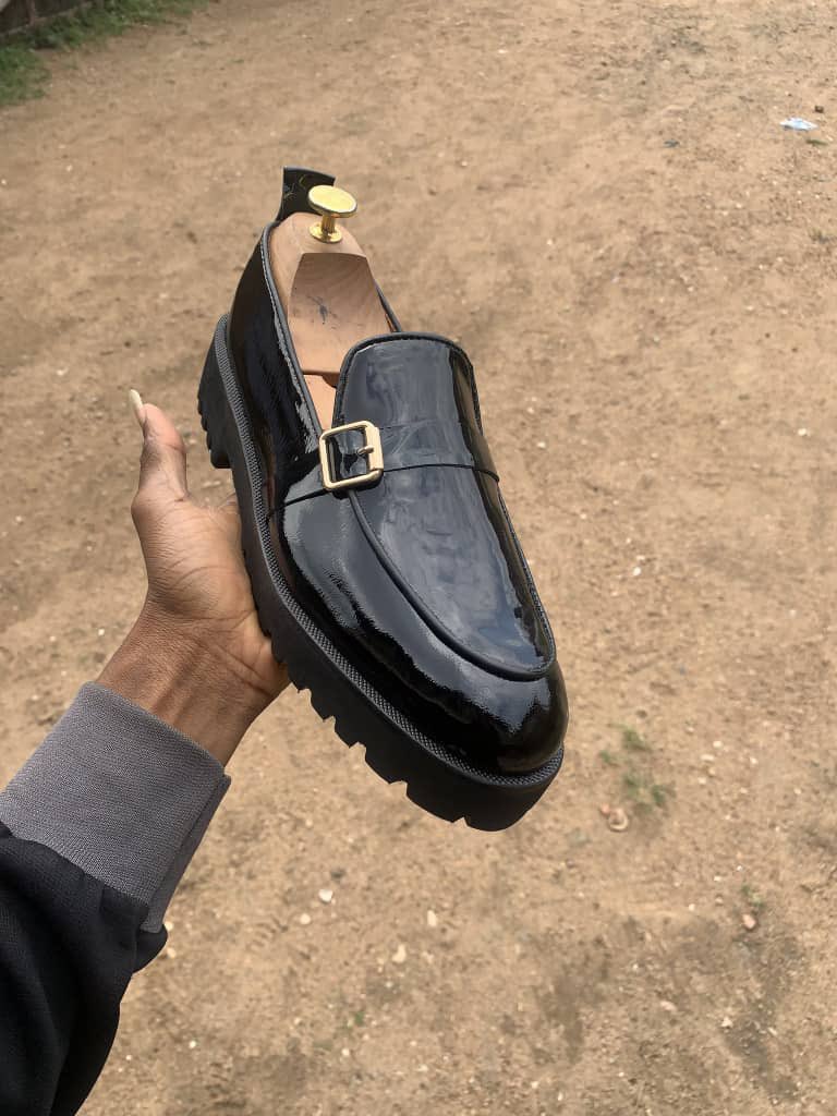 Solelitaire's tweet photo. Choose one. 

Available on preorder. 

Location: Lagos. 

Delivery nationwide. 

Price: 25,000. https://t.co/cMiH8NtdU9