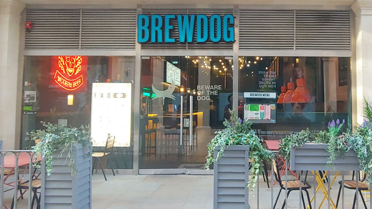 We rank the best craft beer shops in Bath, so you can explore new ale around the city! 🍻

Our top 5 👉 lovebath.co.uk/food/best-craf…

Featuring: @ElectricBearUK <a href="/BrewdogBath/">BrewDog Bath</a> <a href="/AbbeyAles/">Abbey Ales Brewery</a> @indiespiritbath &amp; more!