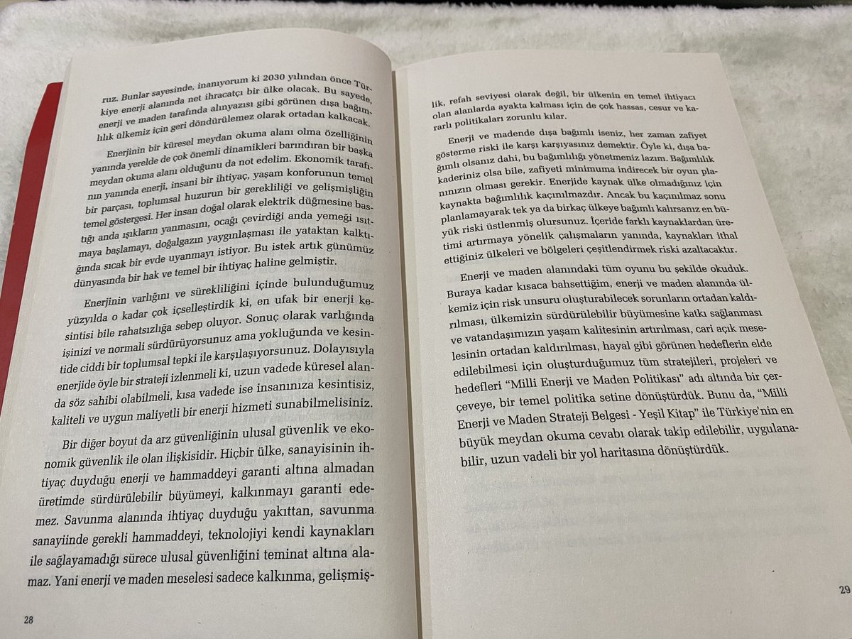 Enerji ve madende dışa bağımlı iseniz, her zaman zafiyet gösterme riski ile karşı karşıyasınız demektir.
#burasıçokönemli #beratalbayrak