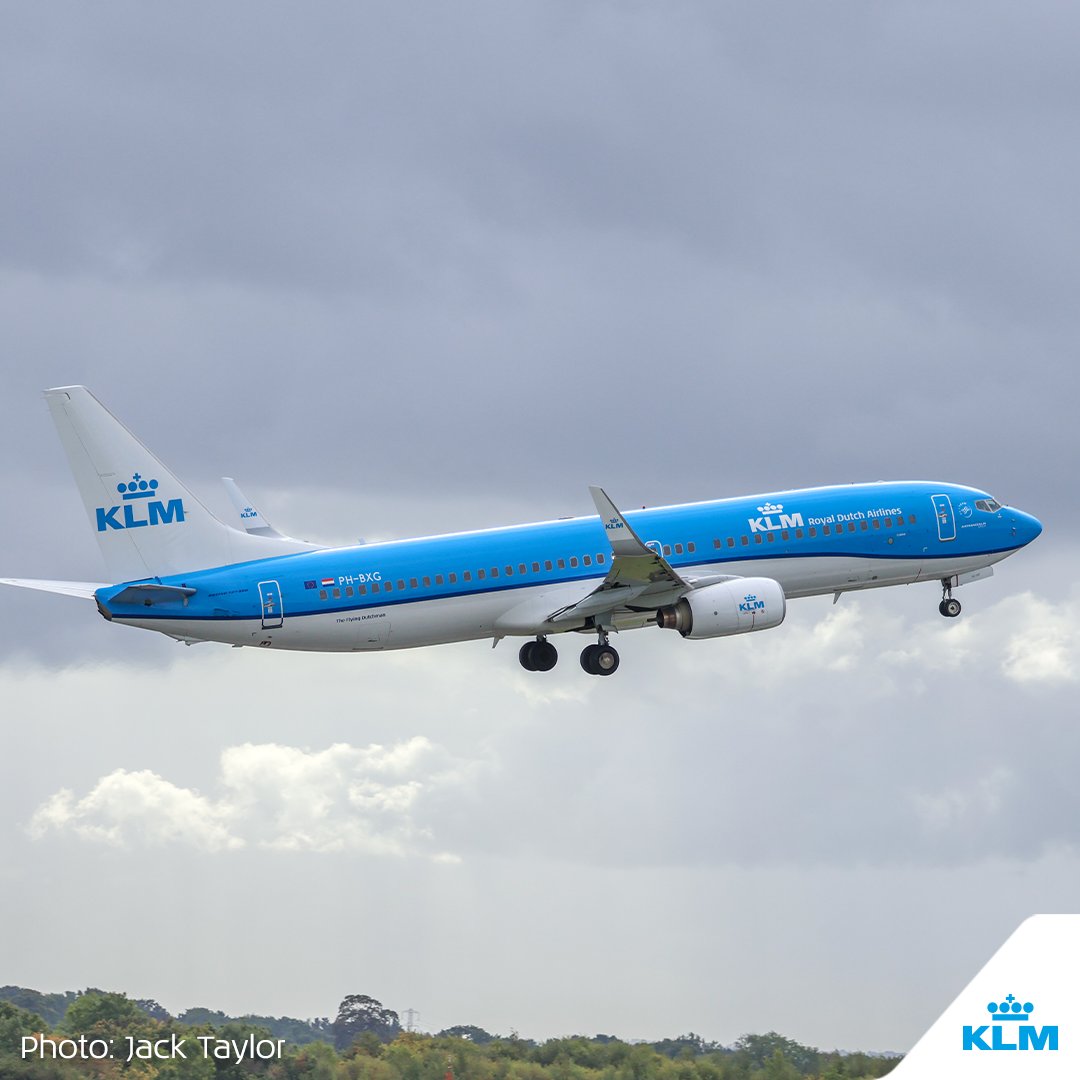 KLM tweet media