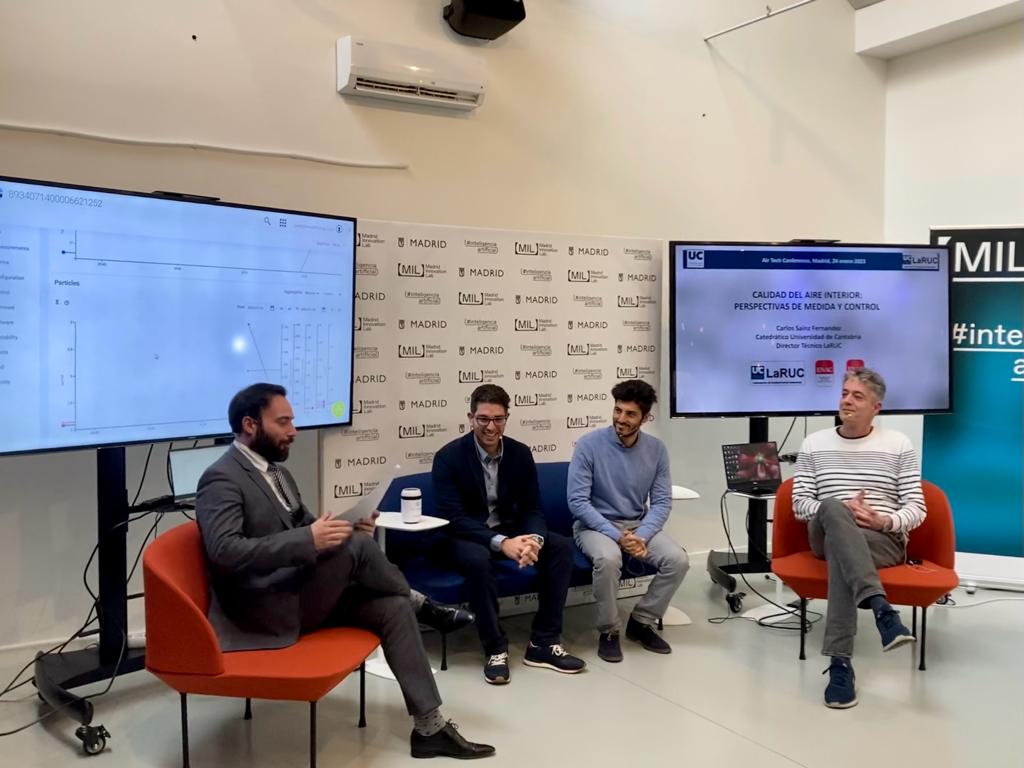 milmadrid_'s tweet photo. ❗ Únete a la presentación de los resultados de #AirTech, un proyecto piloto #IoT de medición de la calidad del aire con certificación #Blockchain llevado a cabo gracias las #Startups @ByeRadon y @armilistrustful, junto al @MADRID .
🔴 En DIRECTO 👉 https://t.co/j8cvRXSrxS https://t.co/JtHC7SJvro