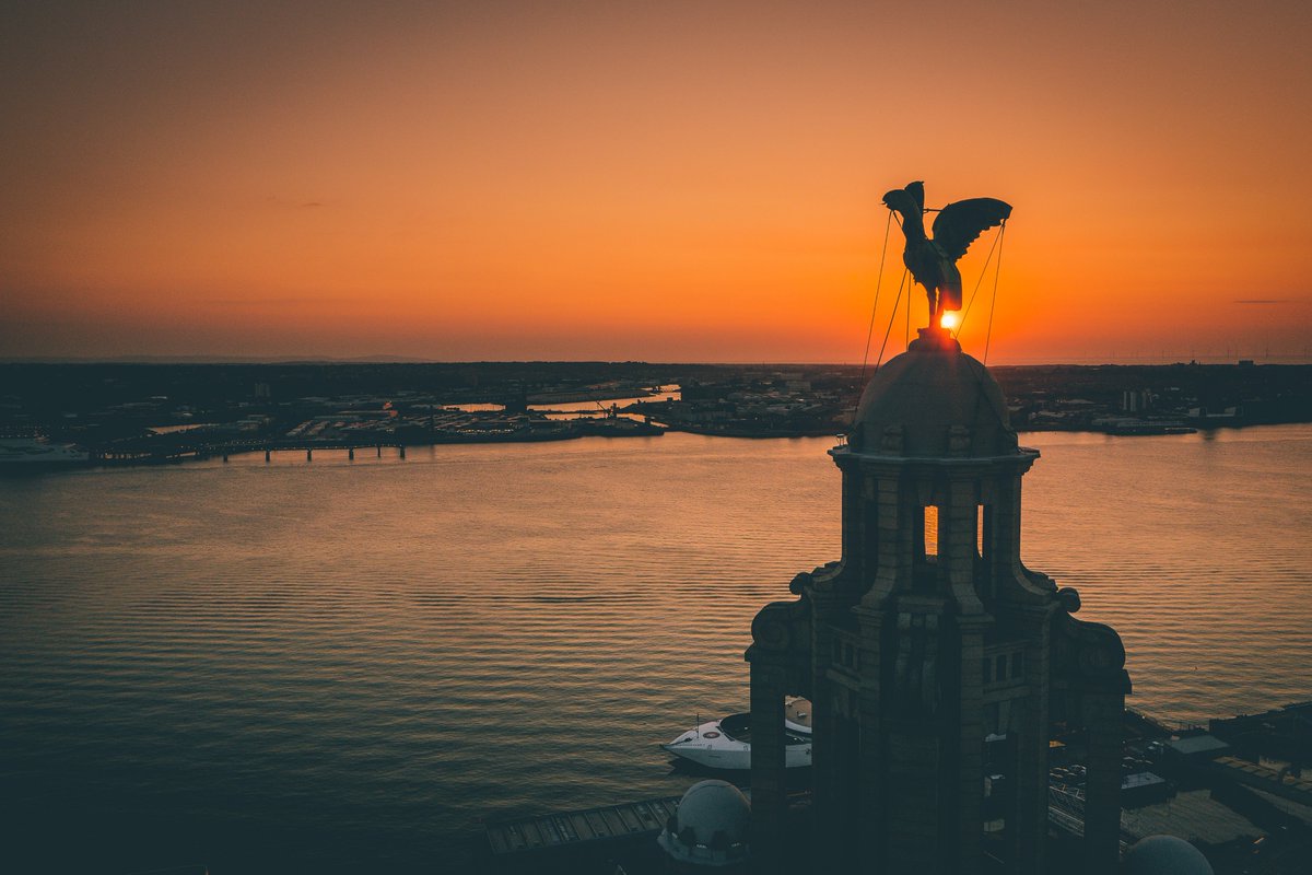 DestinationLCR's tweet photo. Everyone at Marketing Liverpool is devastated about the passing of our friend Ant Clausen. Such a fun, positive person and brilliantly talented photographer. He'll be missed so much. Our thoughts are with his family. Rest in Peace Ant 💞

Image by Ant Clausen. https://t.co/GGWkpBbujZ