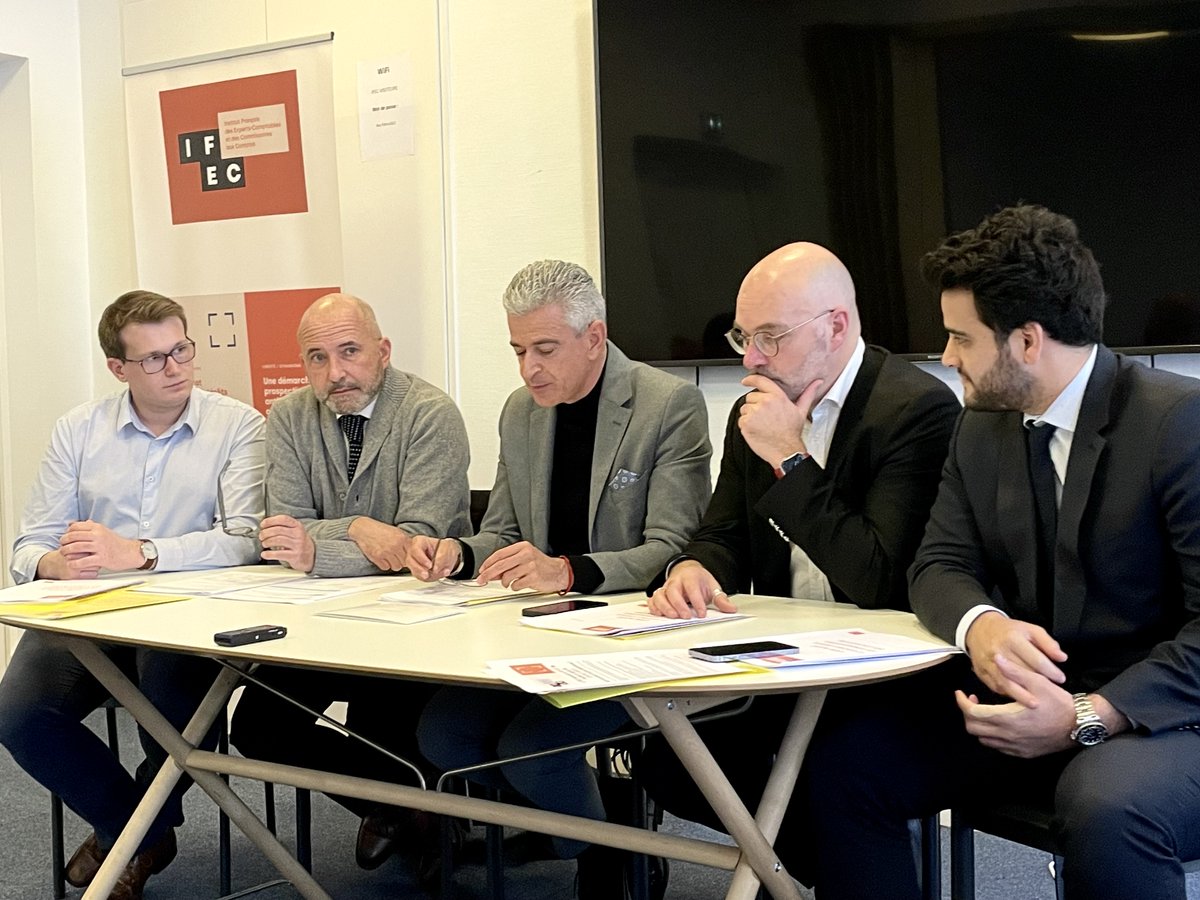 actuel_compta's tweet photo. 💬 Dysfonctionnement du guichet unique : experts-comptables et avocats réclament la réouverture à 100 % d’Infogreffe #GuichetUnique #formalités #Infogreffe #dysfonctionnements @IFECsyndicat @CSOEC 
▶️ https://t.co/d5MST0b9gO https://t.co/dUlxCLjvut