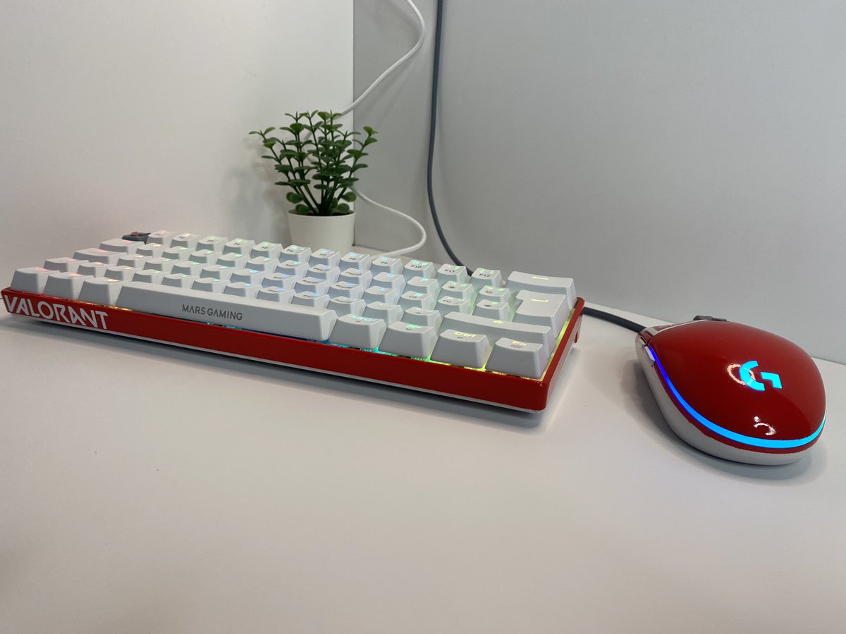 ItsJoshDesign's tweet photo. @pccomponentes En mi canal https://t.co/wwCXIIo85y hago cositas con mucho cariño cómo estas!! 👇🏼👇🏼 https://t.co/ZuwAvb3EgX