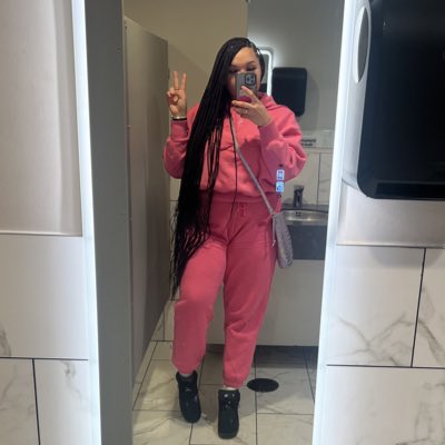LightBrightTia's tweet photo. #NewProfilePic https://t.co/FNs0lEAaQz
