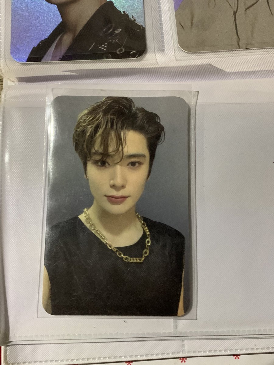 ขออนุญาตติดแท็กถาม ใบนี้ราคาเท่าไหร่คะ (ข้างหลังเป็นลายเซ็น) #ตลาดนัดnct