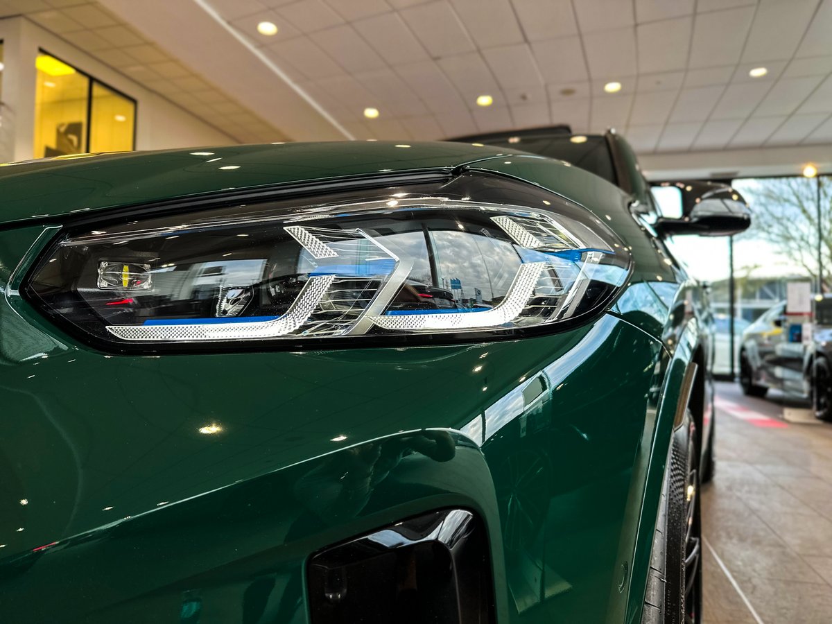 BarrettsBMW's tweet photo. Dynamic on the outside, comfortable on the inside. BMW X3 M Competition instantly noticeable.
https://t.co/OsWq5bvwG9
#BMW #BMWUK #BMWX3M #X3M #X3MCompetition #MCompetition #MRange #MPerformance #BarrettsBMW #BarrettsKent https://t.co/b8CDhiW0lX
