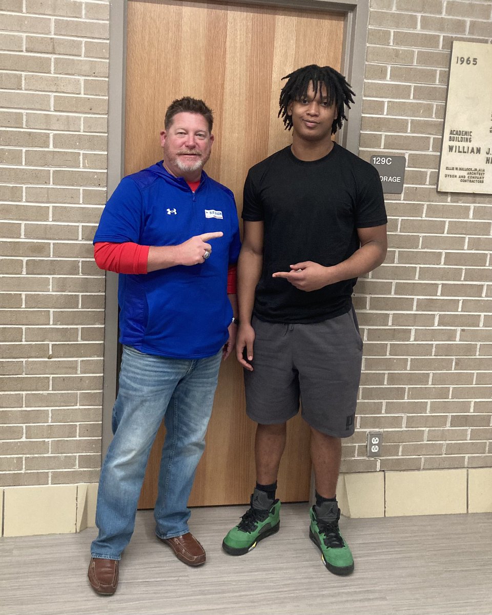 Had a great visit today from <a href="/BallcoachKrause/">Andy Krause</a> <a href="/BlueDragonsFB/">Hutchinson Blue Dragon Football</a>
