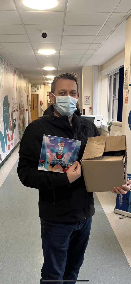 the_lantus's tweet image. Had the pleasure of donating some Captain Lantus Books to @countyhospital today. We really want to our books to be available to all T1D superhero’s that go onto an insulin pump as part of a care package. Please RT @NHSEngland @MedtronicUK @JDRFUK captianlantus.com