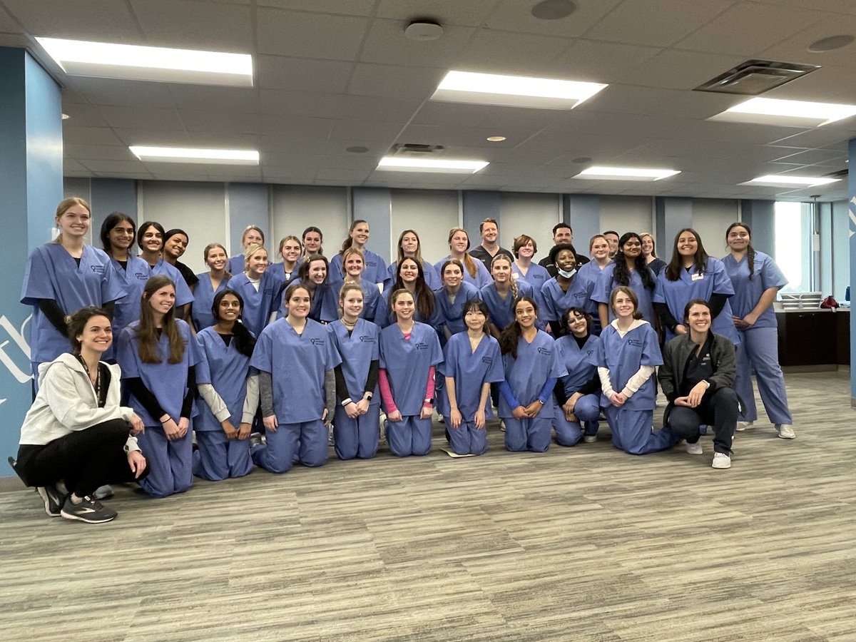 Over the weekend, the @AtriumMSKI and @CMC_OrthoRes teams shared their knowledge of orthopedic surgery with the next generation of orthopedic surgeons during the 7th year of the @PerryInitiative program in Charlotte. #WomenInSTEM