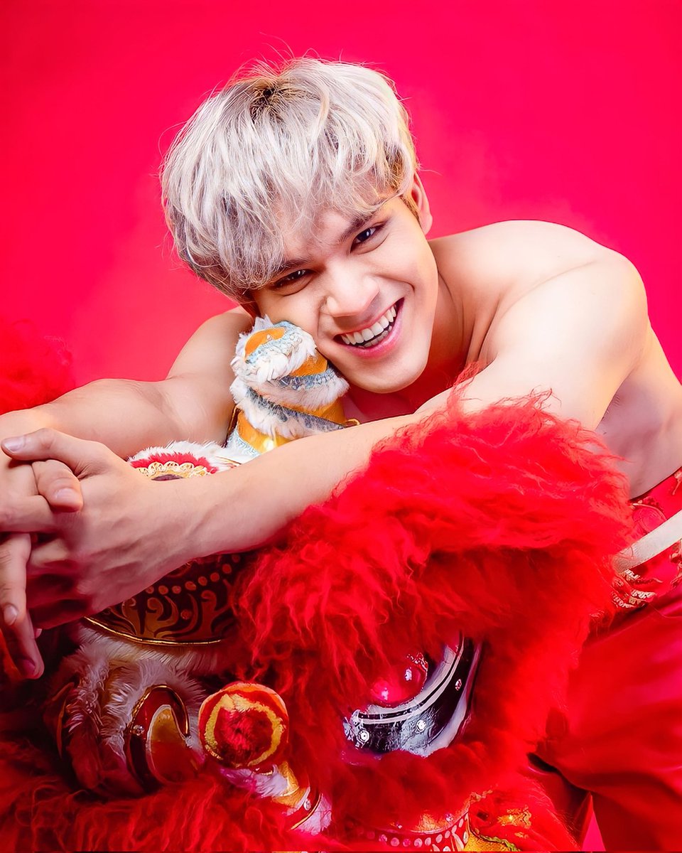 BLCupidEdits's tweet photo. May the New Year shower you with Luck and Love.! 💪🔥😘

#ThaiBLActor #ThaiHotGuys #AsianHotGuys #BoyNattapon #GhostHostGhostHouseTheSeries #BLCupid

📷: natponboy https://t.co/4Ets86JLF3