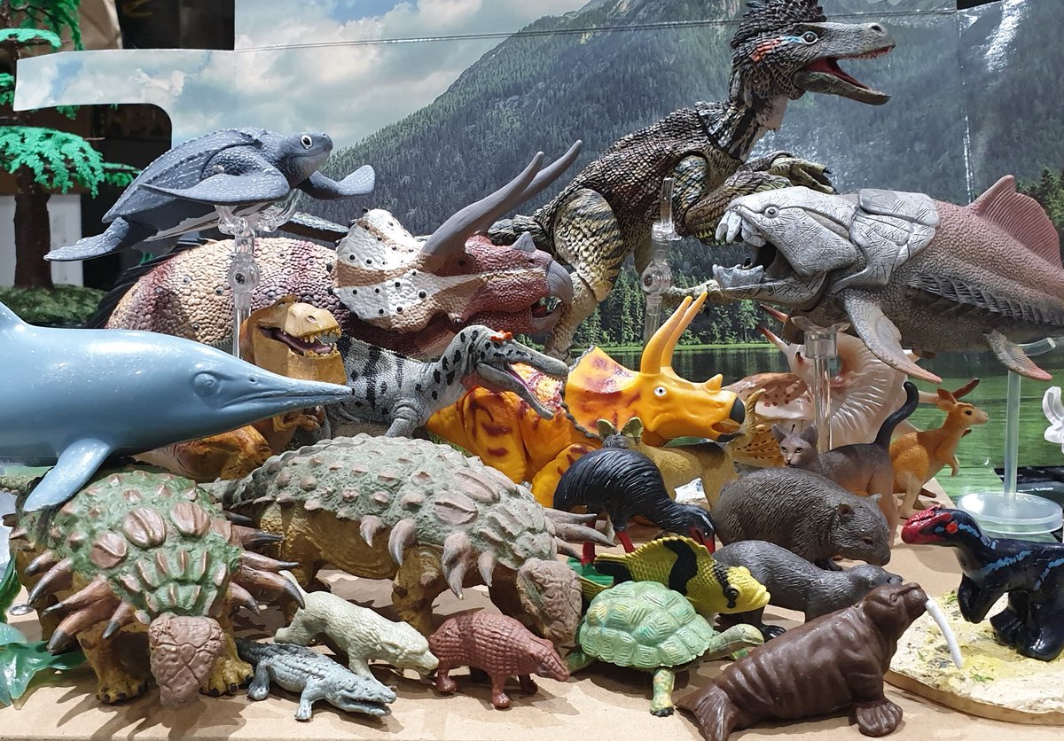 Darren Naish tweet media