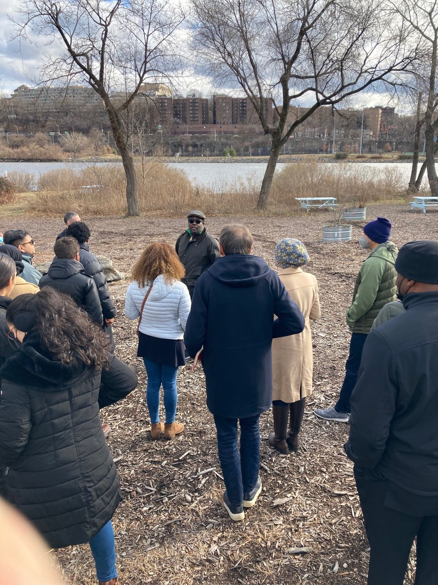 📢Huge shoutout to <a href="/weact4ej/">WE ACT for Environmental Justice</a> &amp; <a href="/SouthBronxUnite/">South Bronx Unite</a> for a compelling tour of the South Bronx &amp; Harlem.
 
<a href="/EPA/">U.S. EPA</a> is committed to connecting overburdened communities with Bipartisan Infrastructure Law &amp; Inflation Reduction Act resources. 
 
Let's get to work in 2023!