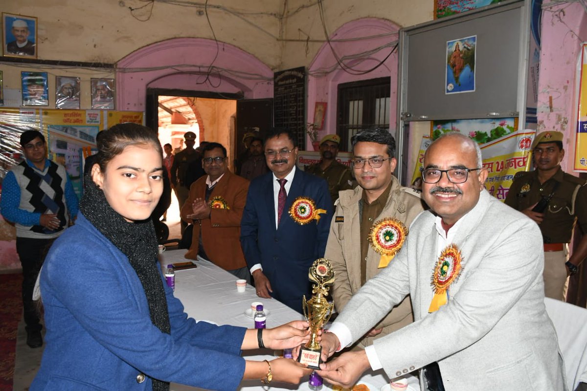 DM Deoria (@dmdeoria) on Twitter photo राष्ट्रीय बालिका दिवस के अवसर पर राजकीय इंटर कॉलेज हॉल में गोष्ठी का आयोजन किया गया।
<a href="/UPGovt/">Government of UP</a> <a href="/CMOfficeUP/">CM Office, GoUP</a> <a href="/ChiefSecyUP/">Chief Secretary, GoUP</a> <a href="/InfoDeptUP/">Information and Public Relations Department, UP</a> राष्ट्रीय बालिका दिवस के अवसर पर राजकीय इंटर कॉलेज हॉल में गोष्ठी का आयोजन किया गया।
<a href="/UPGovt/">Government of UP</a> <a href="/CMOfficeUP/">CM Office, GoUP</a> <a href="/ChiefSecyUP/">Chief Secretary, GoUP</a> <a href="/InfoDeptUP/">Information and Public Relations Department, UP</a>