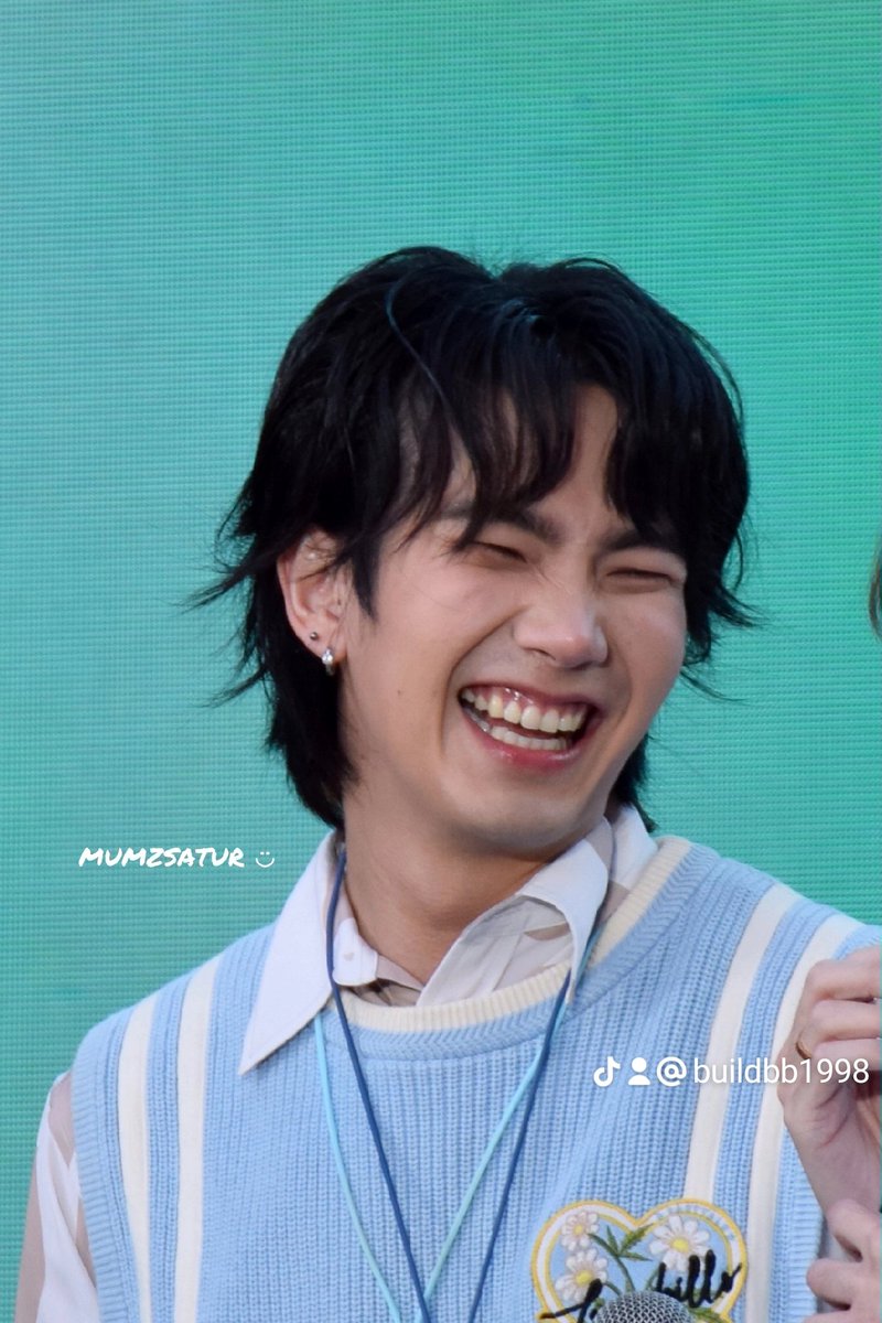 BuildB_KSBGP425's tweet photo. มัมมี๊รอหนูกลับมาอยู่นะคนดี รอยยิ้มที่สดใสของมันมี๊ บะบิว ยัยเธอขา ยัยหมวยบิว ❤💙💙💙💙💙 รักนะ 💙💙 กลับมาเร็วๆๆนะ #BuildJakapan https://t.co/UfEUvnLcvI