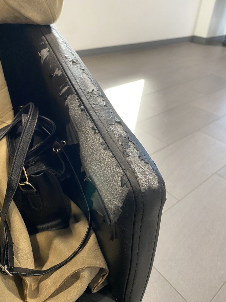 PilotShamir's tweet photo. @Tesla needs to improve their delivery centers experience… customer service was very slim and furniture was immensely worn out @elonmusk #eatonville #Florida https://t.co/GVc4411UvT