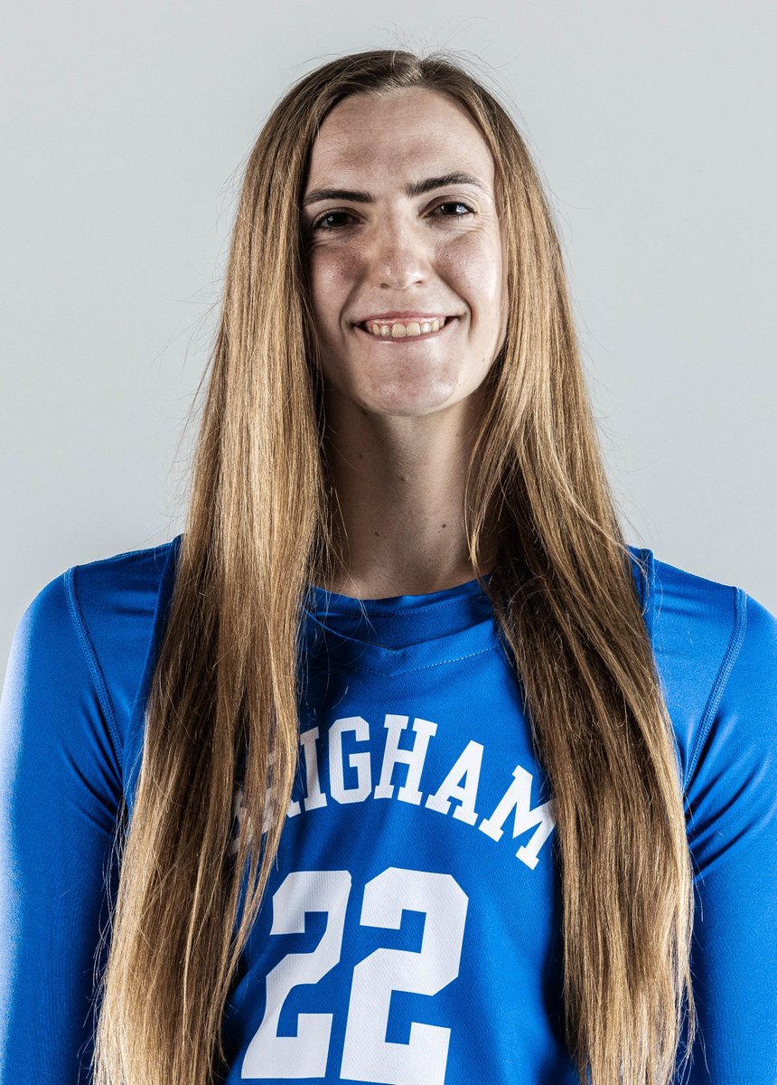 ChurchBallMag's tweet photo. Former @byuwbb star @HamsonSara played college ball minutes away from her home — &amp; on a team filled with Latter-day Saints.
Now Sara's plying her trade in Romania, far from Utah. She talks to us about her hoops adventures:
https://t.co/EibRXe8WRT https://t.co/FIL37fodFB