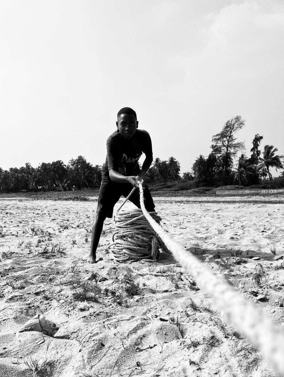 FotoNugget's tweet photo. My views from the beach side—Lagos, Nigeria.

#ShotsoniPhone https://t.co/q07XSRIoK6