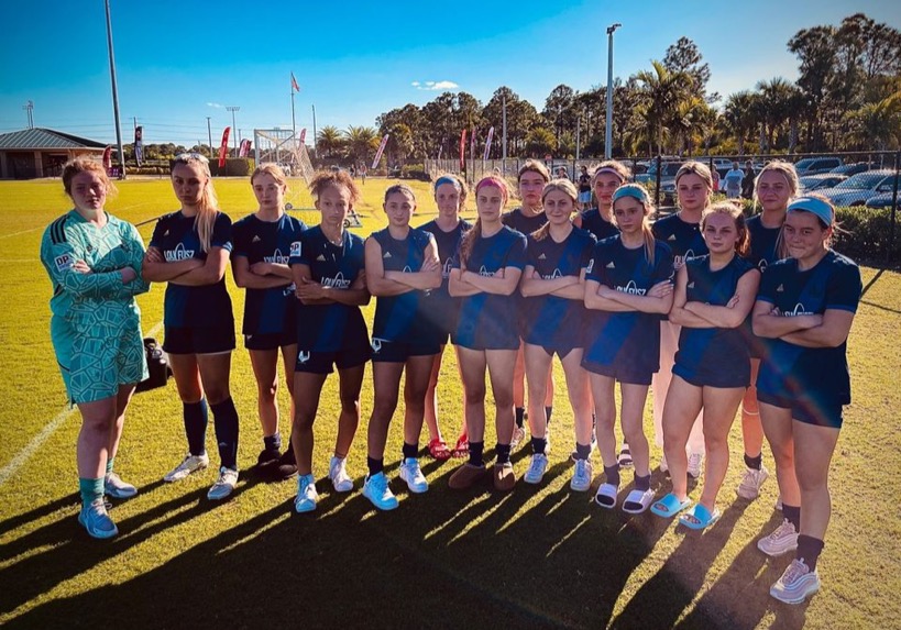 RWalshauser's tweet photo. I love my team!!! @LouFuszSoccer @loufuszathletic @LFBlueStrPre06G https://t.co/H6pWKLt5LD