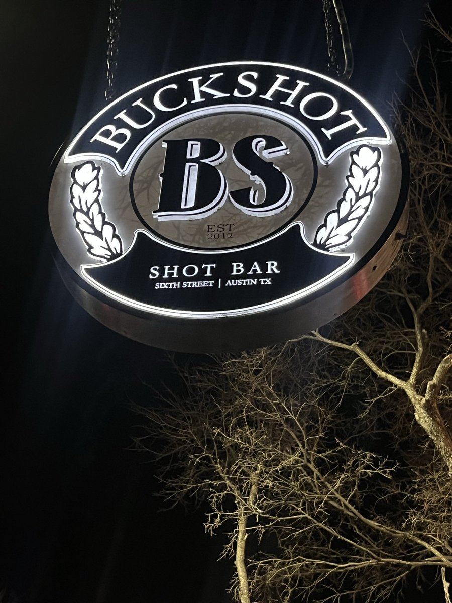 OzaraOde's tweet photo. @Buckshot Lovely! I saw this in Austin Sunday night and thought of instantly! https://t.co/Df5dgoohLi