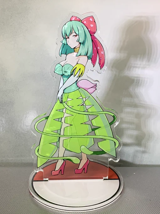 性癖塊のアクスタが届いたんだけど今までのアクスタからはしなかった謎のにおいがする 